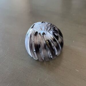 Gray Black Animal Print Birds Nest Glossy Messy Updo High Ponytail 1" Hair Clip